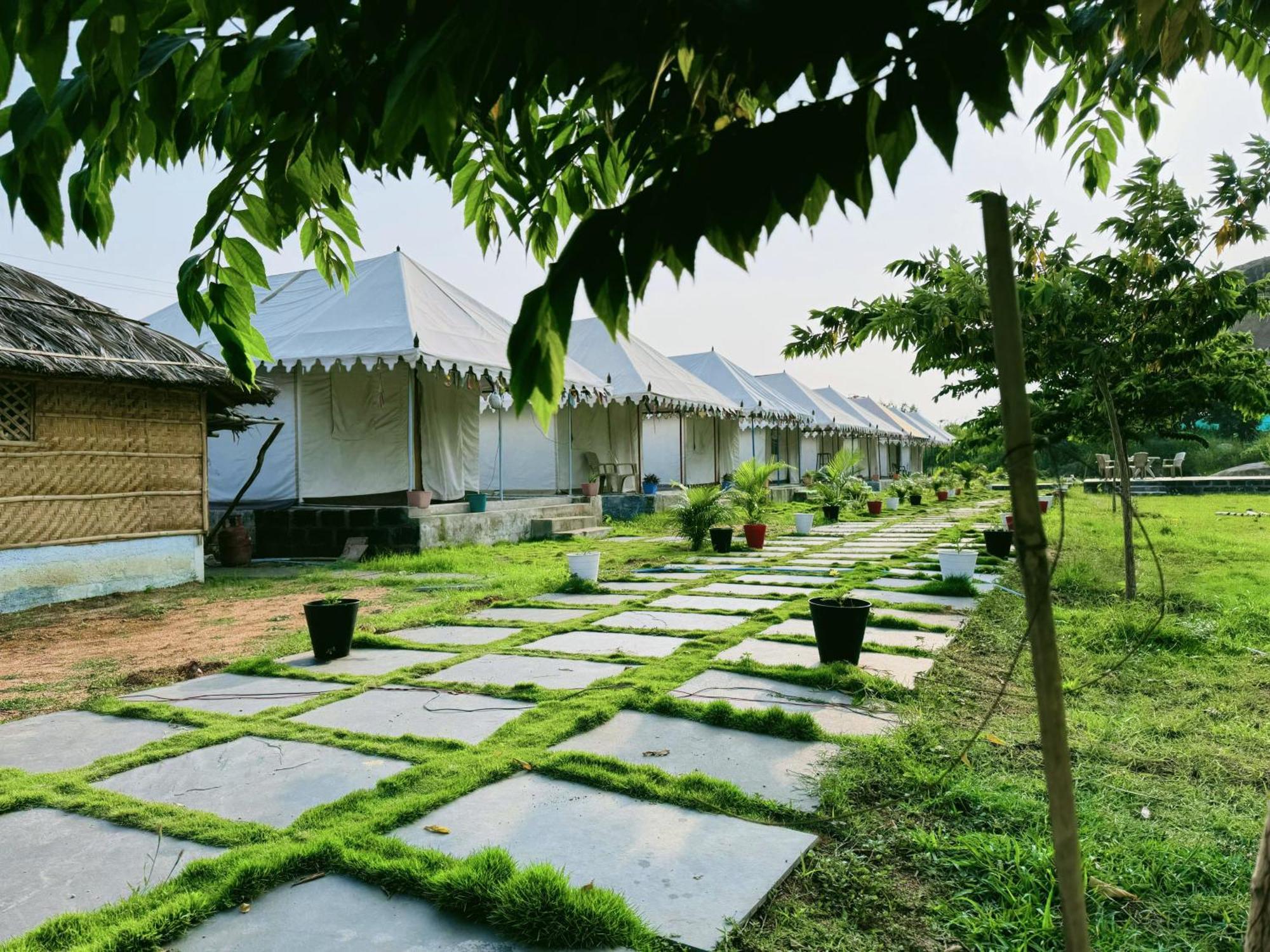 Murali Guesthouse Hampi Exterior photo